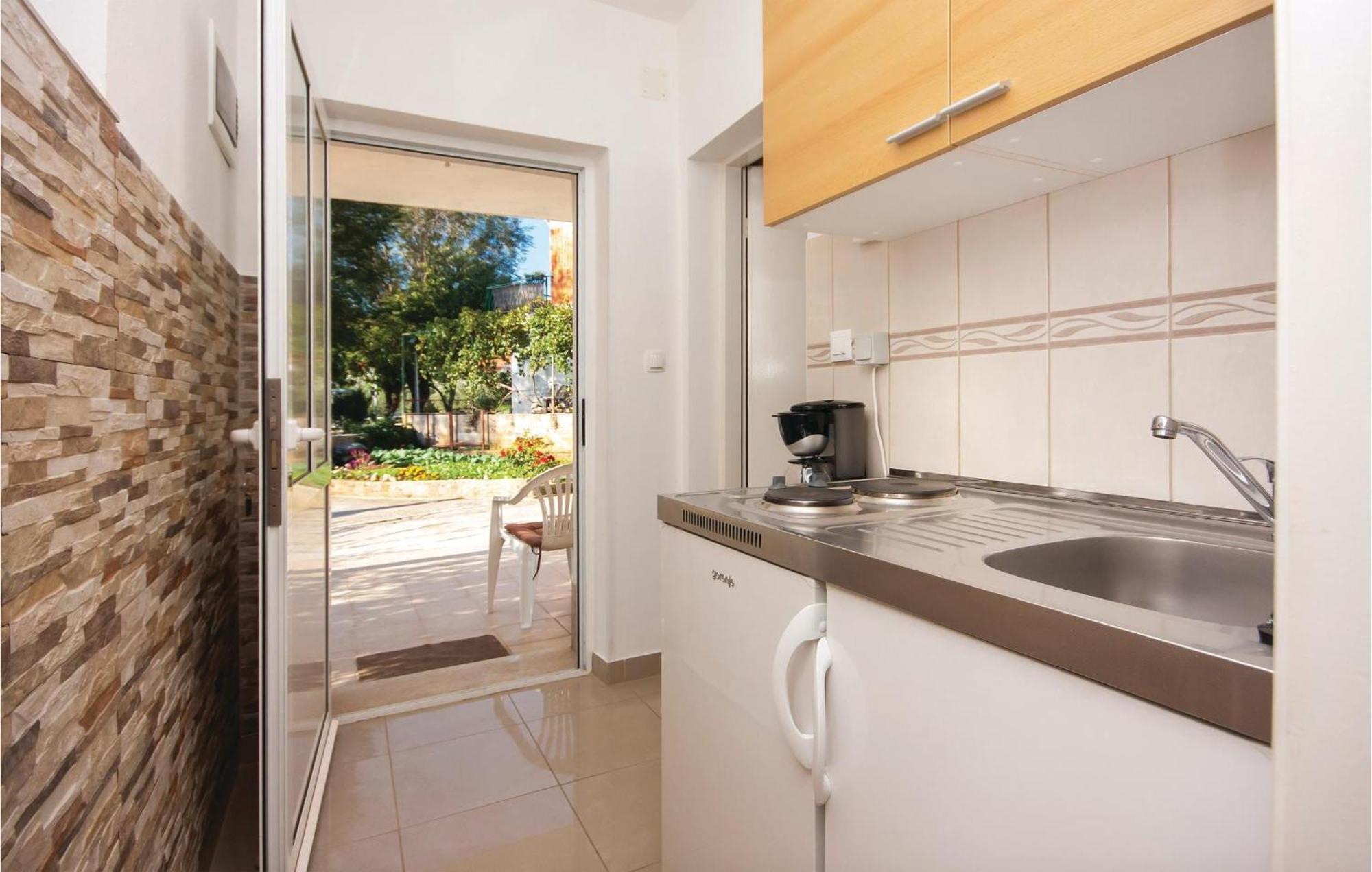 Nice Apartment In Raslina With House Sea View المظهر الخارجي الصورة